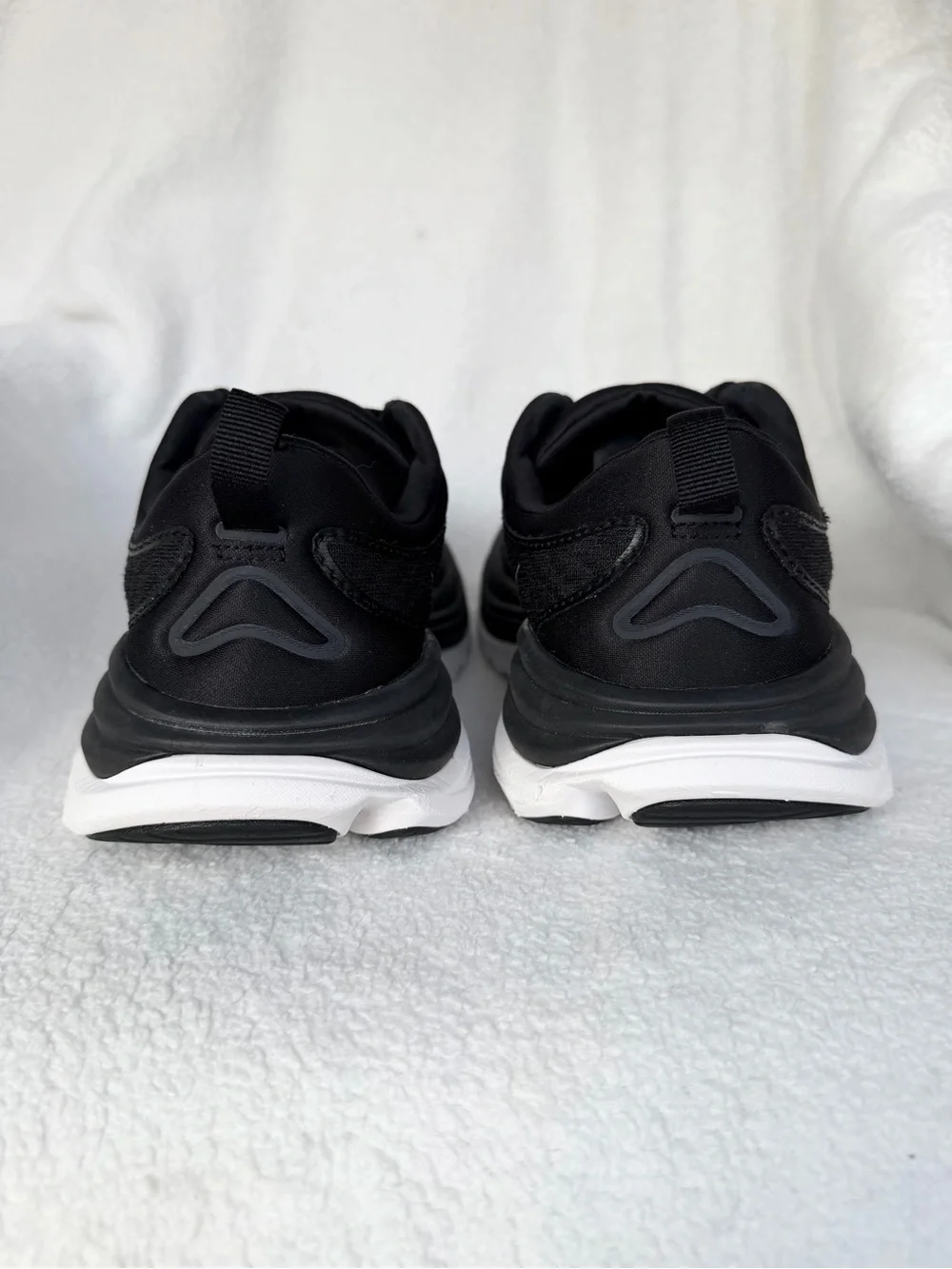 Hoka One One Gaviota 5 Wide Women’s 8.5 D Running Shoes Black/White